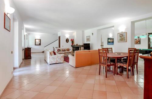 Castelnuovo Calcea Villa | Villa Valleggia with pool