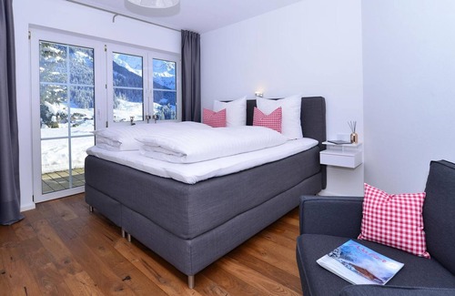 Mittelberg Apartment | Villa Vanessa - Family Klauser - Apartment / 2 bedrooms / shower, WC / garden