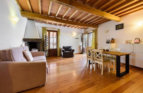 Dicomano Villa | Villa Vecci - Superb farmhouse with garden and panoramic pool in Dicomano