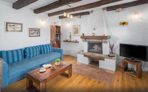 Grabri Villa | Villa Viera for 12 people in Central Istria with private pool & pet friendly