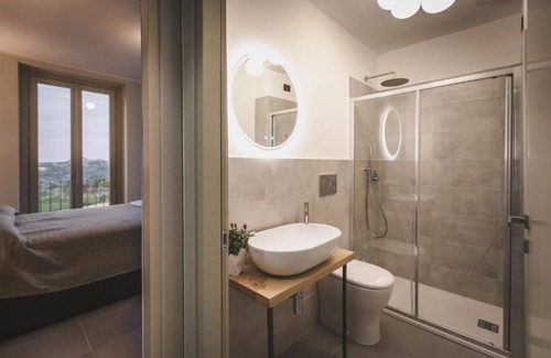 Nizza Monferrato Apartment | Villa Vinory Bricco di Nizza - Deluxe Apartment First Floor East