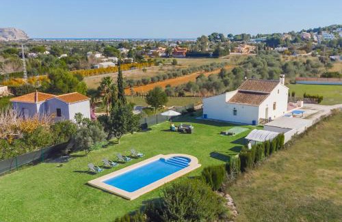Tarraula Villa | Villa Vinyes by Villa Plus
