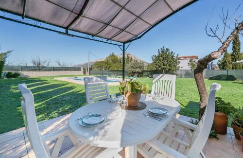 Tarraula Villa | Villa Vinyes by Villa Plus