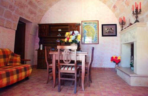 Tiggiano Villa | VILLA VIOLA CON PISCINA A TIGGIANO in PUGLIA SALENTO di VACANZELAROSA