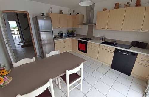 Pringy Villa | Villa vue lac ,4chambres, Piscine