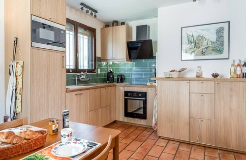Prades-sur-Vernazobre Villa | Villa w/Garden & Guest House