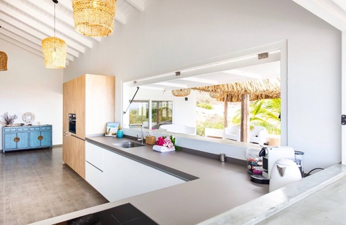 St. Marie Villa | Villa w/Private Pool, Seaview and near the Beach & Restaurants - Coral Estate