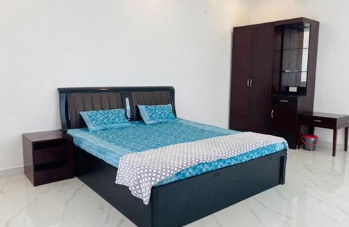 Krishna Karanai Villa | Villa white