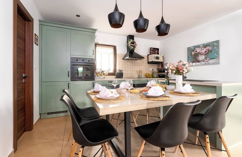 Sveti Ivan Dobrinjski Villa | Villa with pool, lots of privacy - TRAVELER Reisbeburo Krk - ID 2408