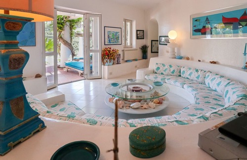 Ponza Villa | VILLA WITH BEAUTIFUL HARBOR VIEW