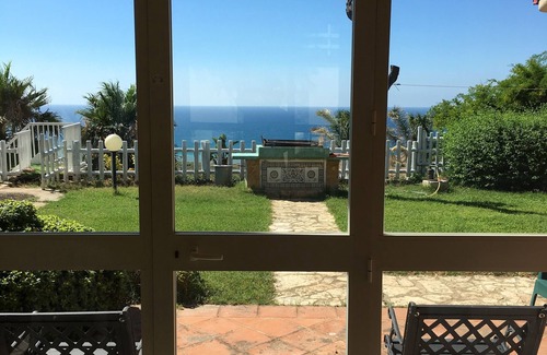 Trappeto Villa | Villa with exclusive sea view and beautiful panoramic garden sleeps 11