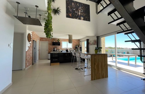Allegre Les Fumades House | Villa with pool