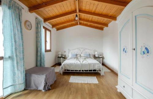 San Sperate Apartment | VILLA WITH GARDEN, San Sperate