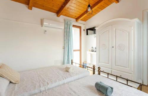San Sperate Apartment | VILLA WITH GARDEN, San Sperate