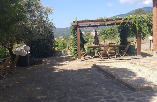 Bonalaccia-Filetto House | Villa with garden in Marina di Campo