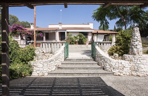 Specchia Villa | Villa with large pool and jacuzzi for large group m350