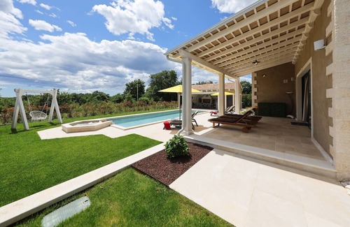 Kringa Cabin | Villa with pool and sauna for up to 8 people in Central Istria