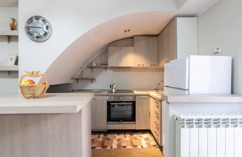 Trani Apartment | Villa with Pool & Garden - Underground floor