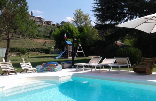 Villafranca in Lunigiana Villa | villa with pool near the 5 lands, independent rooms, large park