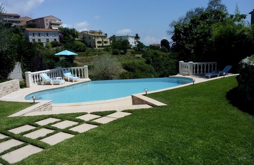 Ventabrun Villa | Villa with pool, sea view 10 min from beaches