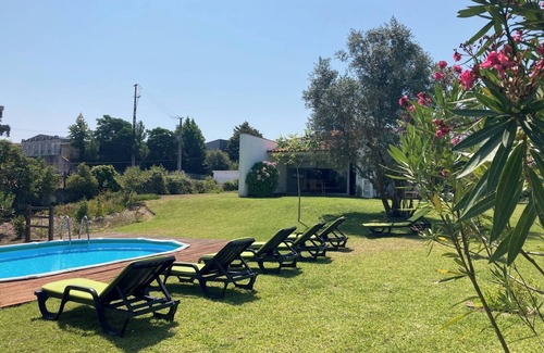 Leiria Villa | Villa with privacity and near beaches. Private swimming pool and great garden