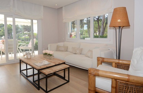 El Roc de Sant Gaieta House | Villa with private pool, barbecue, large garden and close to the beach