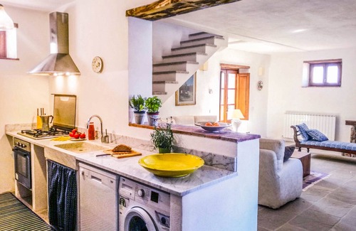 Villa Collemandina House | Villa with private pool and great panoramic views!