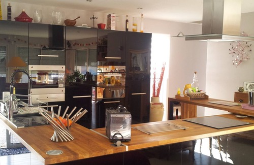 Florensac Villa | VILLA WITH PRIVATE POOL AND SPA NOT OVERLOOKED NEAR CAP D'AGDE AND MARSEILLAN PLAGE