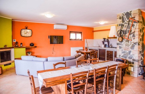 Panicale Villa | Villa with private pool, air conditioning 20km from Trasimeno lake and Perugia