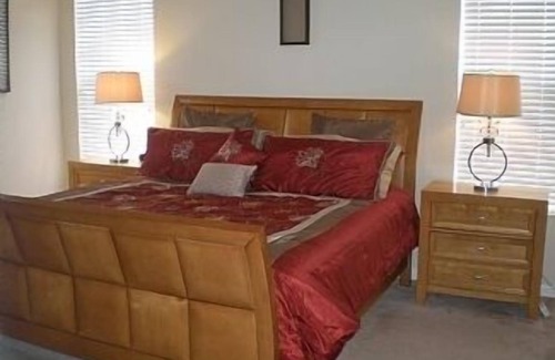 Trafalgar Village Villa | Villa with Private Pool and Spa