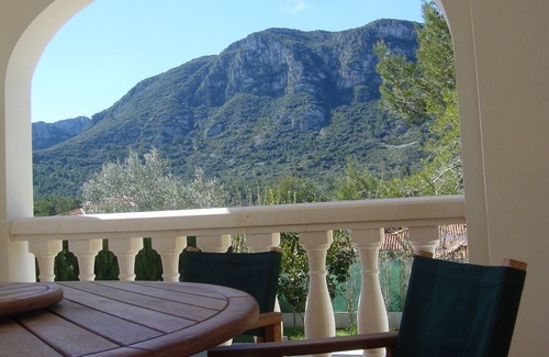 La Drova Villa | Villa With Private Pool & Mountain Views