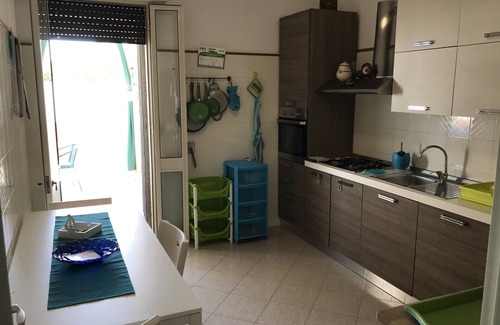 Torre Castiglione Villa | Villa with sea view from the terrace a few steps from the beach