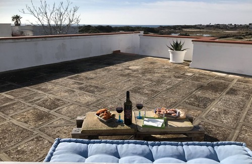 Torre Castiglione Villa | Villa with sea view from the terrace a few steps from the beach
