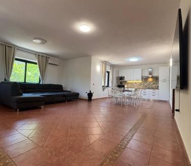 Siniscola Villa | Villa with stunning views to the mountains 5km from the beach