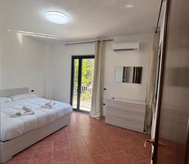 Siniscola Villa | Villa with stunning views to the mountains 5km from the beach