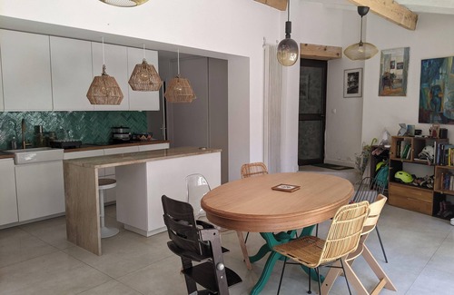 Saint-Barnabe House | Villa with swimming pool and garden.