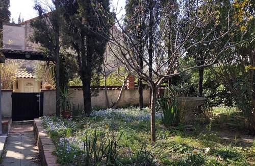 Saint-Barnabe House | Villa with swimming pool and garden.