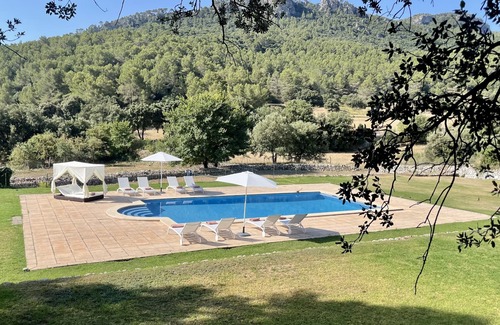 Orient Villa | Villa with swimming pool in the heart of the Tramuntana Mountains