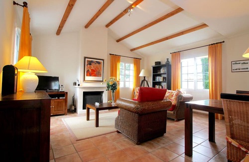 Vasles Villa | Villa with Wi-Fi, in natural surroundings