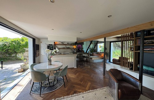 Locmaria House | Villa with wooded park, near beach and paths