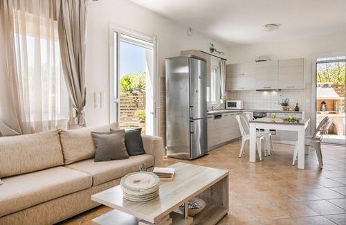 Mantzavinata Villa | Villa Xi Sunset - Three Bedroom Villa, Sleeps 6
