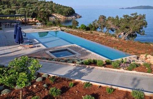 Evgiros Villa | Villa Yana with direct sea access, large pool & heated jacuzzi