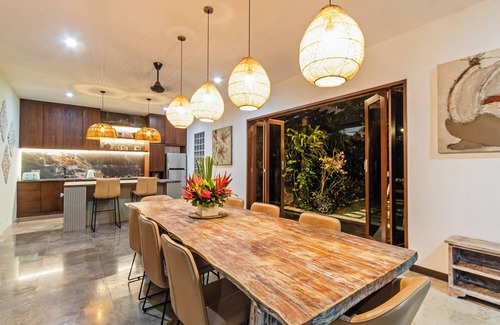 Seminyak Villa | Villa Yasmin Luxury 4BR with AC Living, Huge Pool, and Netflix