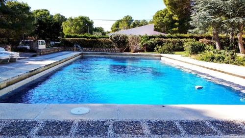 Calafat Villa | Villa Yate