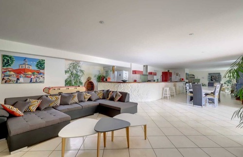 Vaudreuille Villa | Villa 'Zen Et Tropicale' with Mountain View, Shared Pool and Wi-Fi