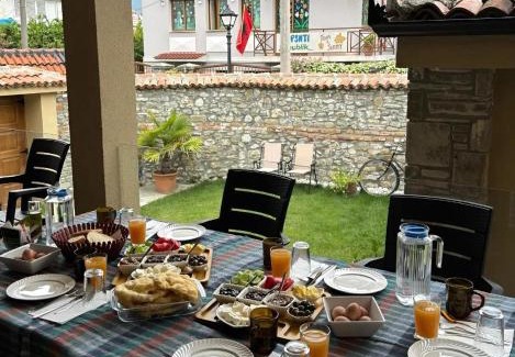 Elbasan Hotel | Villa Zoi A Stay to Remember I Located inside the Castle of Elbasan, on a historic Roman road Via Egnatia I Homemade Breakfast