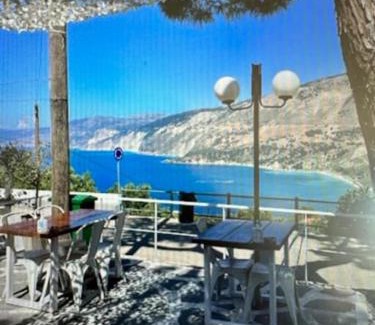 Zola House | Villa Zola with Views
