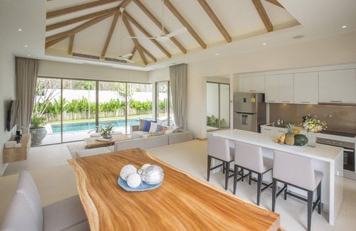 Choeng Thale Villa | Villa777 - Private Pool Villa Phuket