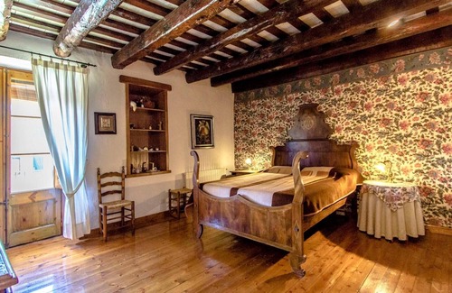 Castellar del Valles Villa | Village center (no car needed) 35km to Barcelona!