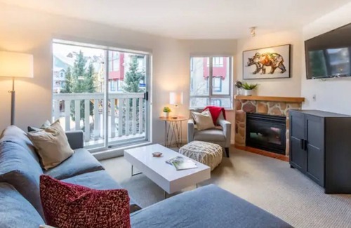 Whistler Cay Heights Apartment | Village Center Condo 2BR/2BA, Steps from Gondolas!